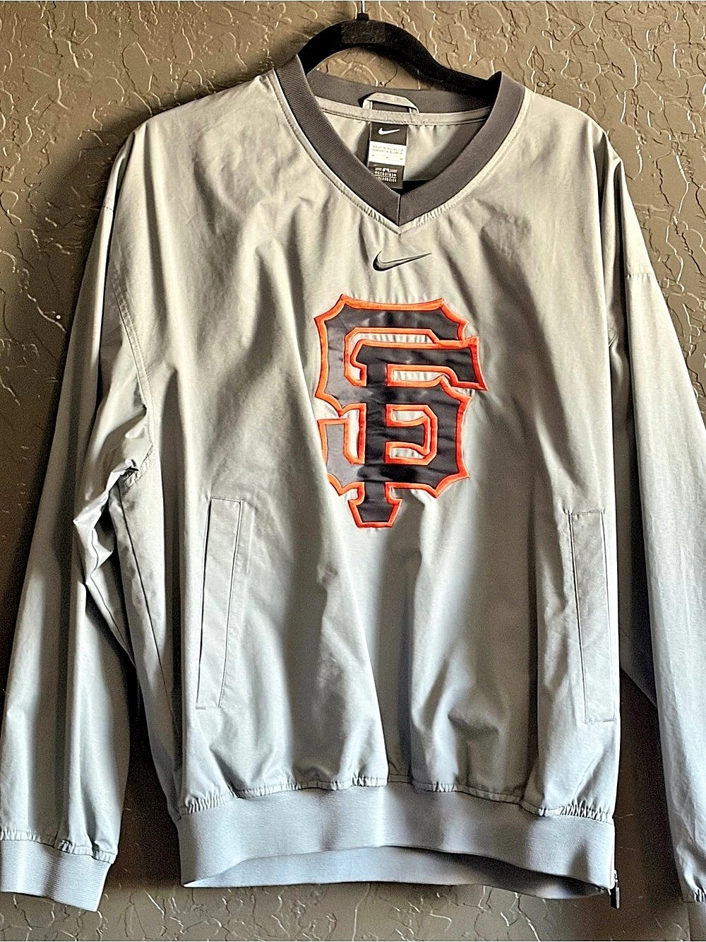 Nike San Francisco Giants MLB Pullover Windshirt Jacket Gray & Black Medium